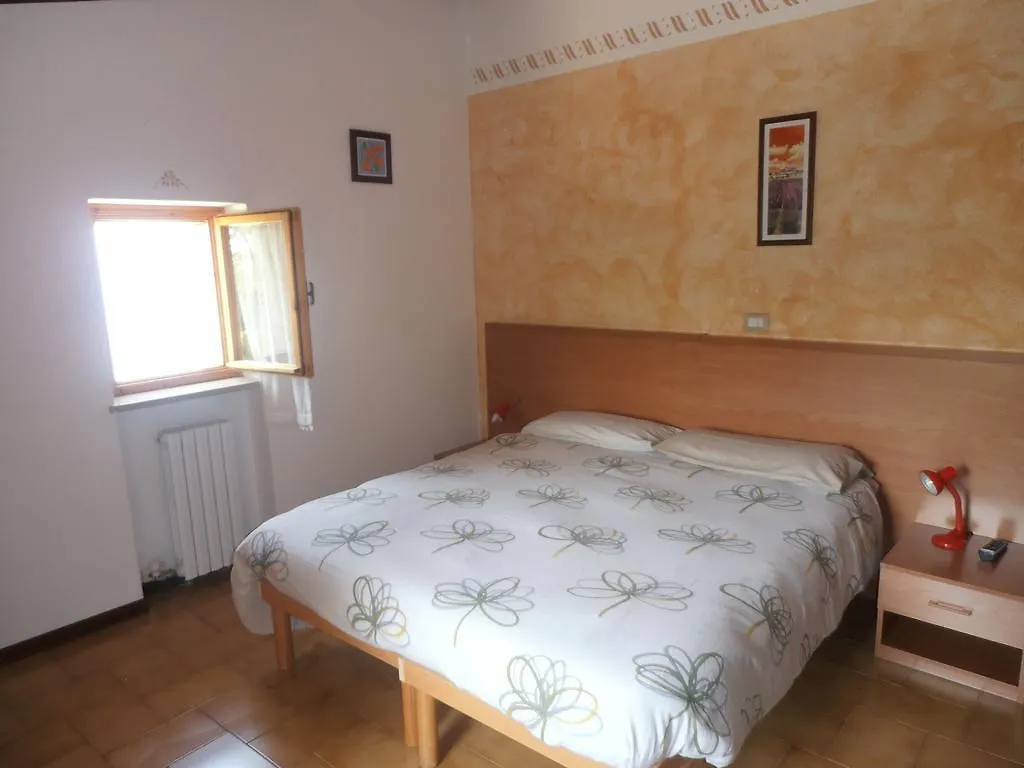 Farm stay Agriturismo La Part San Zeno di Montagna