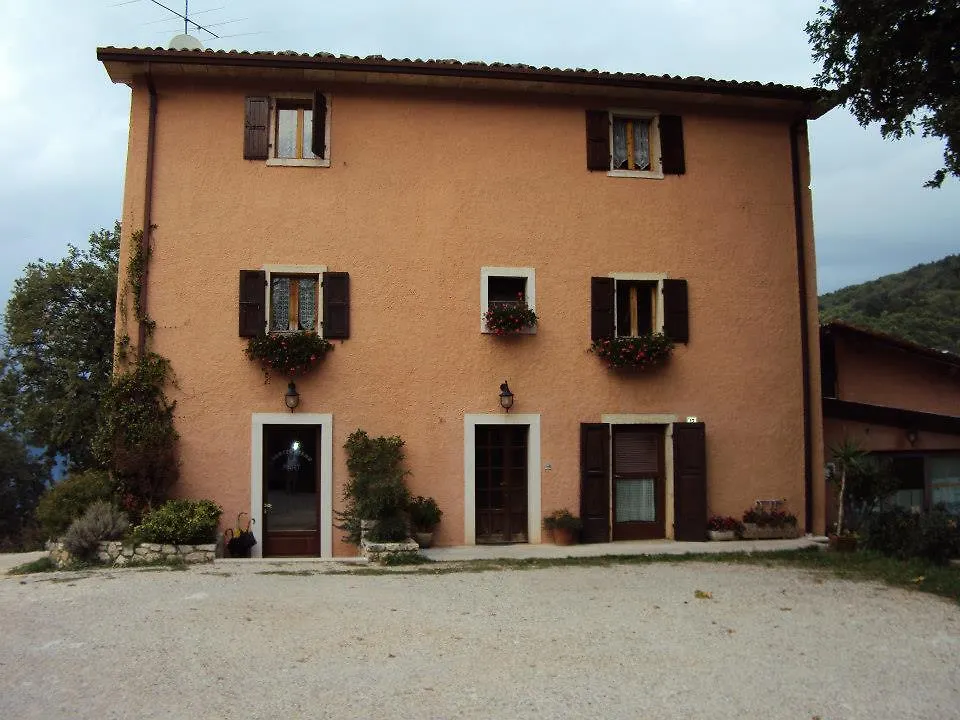 Agriturismo La Part San Zeno di Montagna Alloggio per agriturismo